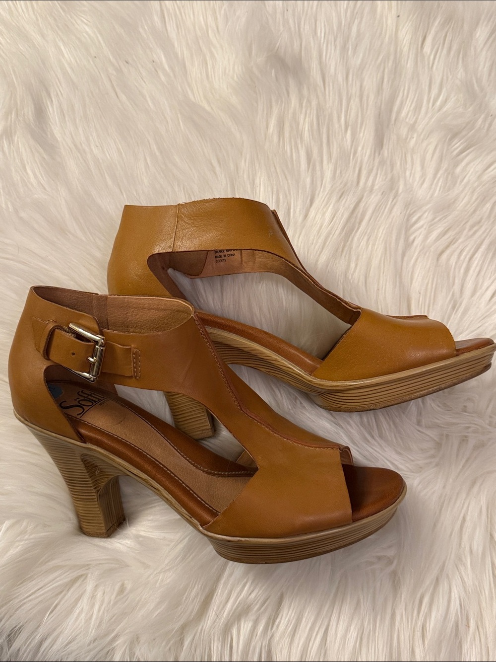 Sofft Cognac Tan Peep-Toe Leather Heels with Ankle Buckle